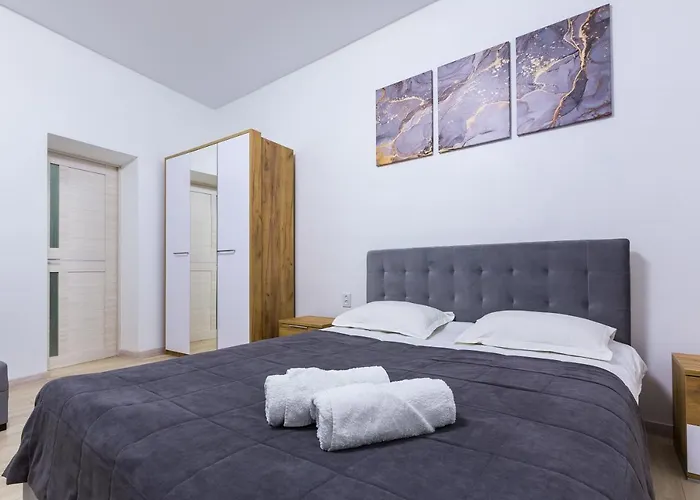 Vodna White Apartment