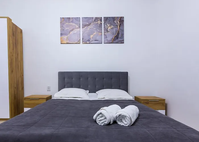 Vodna White Apartment
