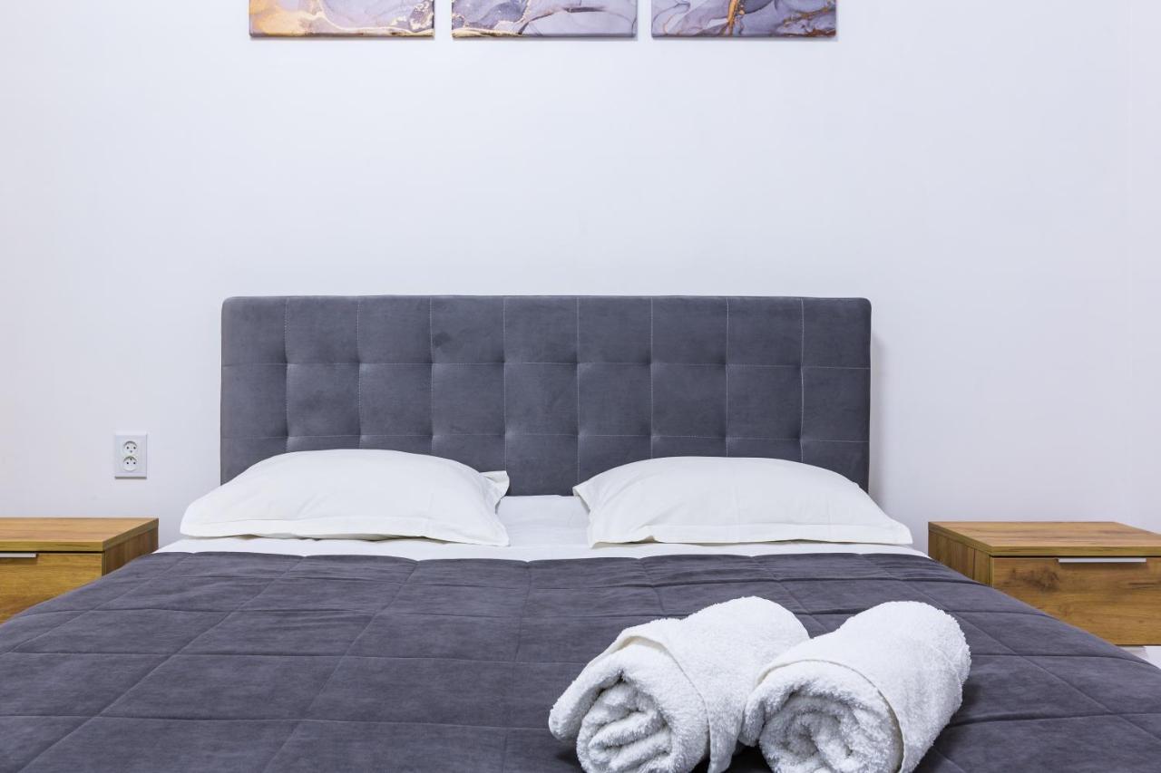 Vodna White Apartment *