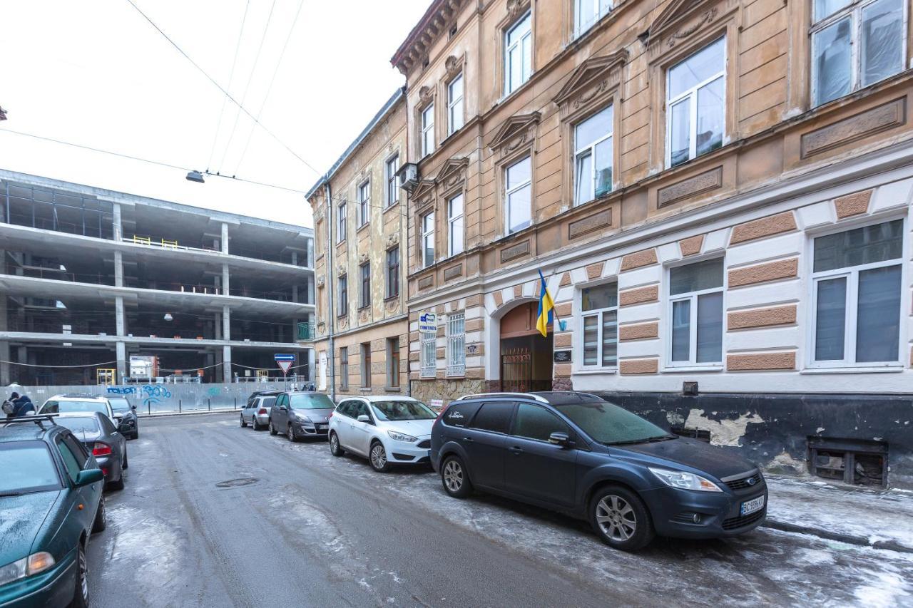 Vodna White